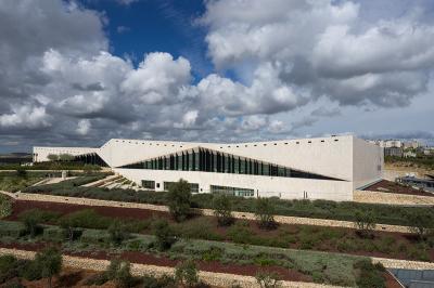 Le musée Palestinien au sommet de la colline de Bir-Zeit.