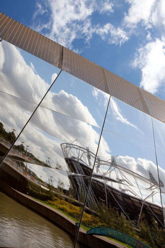 Reflets de l'inox et garde corps 