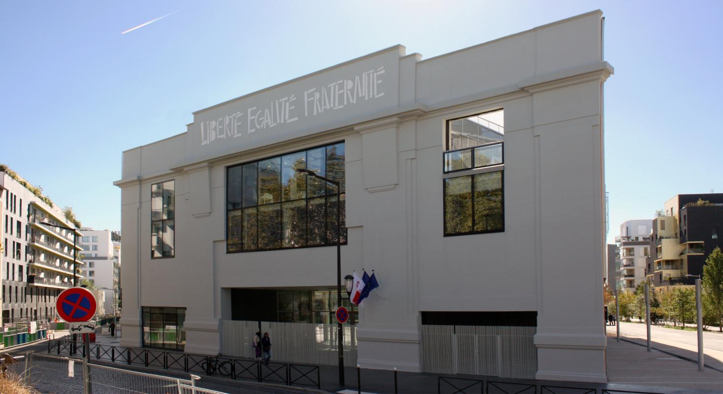 Fronton Renault, lycée neuf, boulogne, îlot du trapèze.