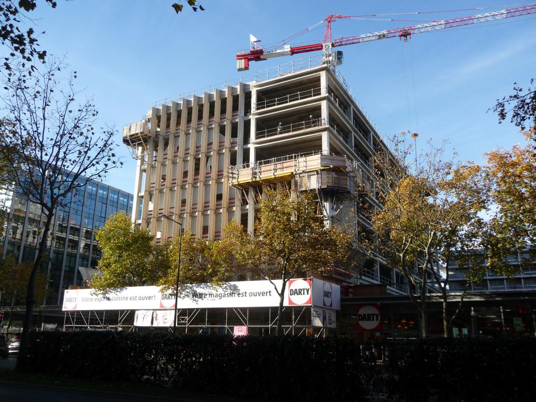 Dépose des épines en chantier.