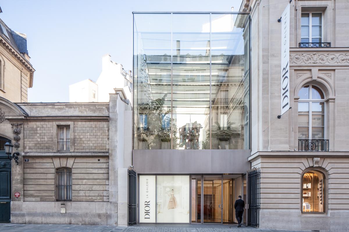 30 avenue montaigne online dior