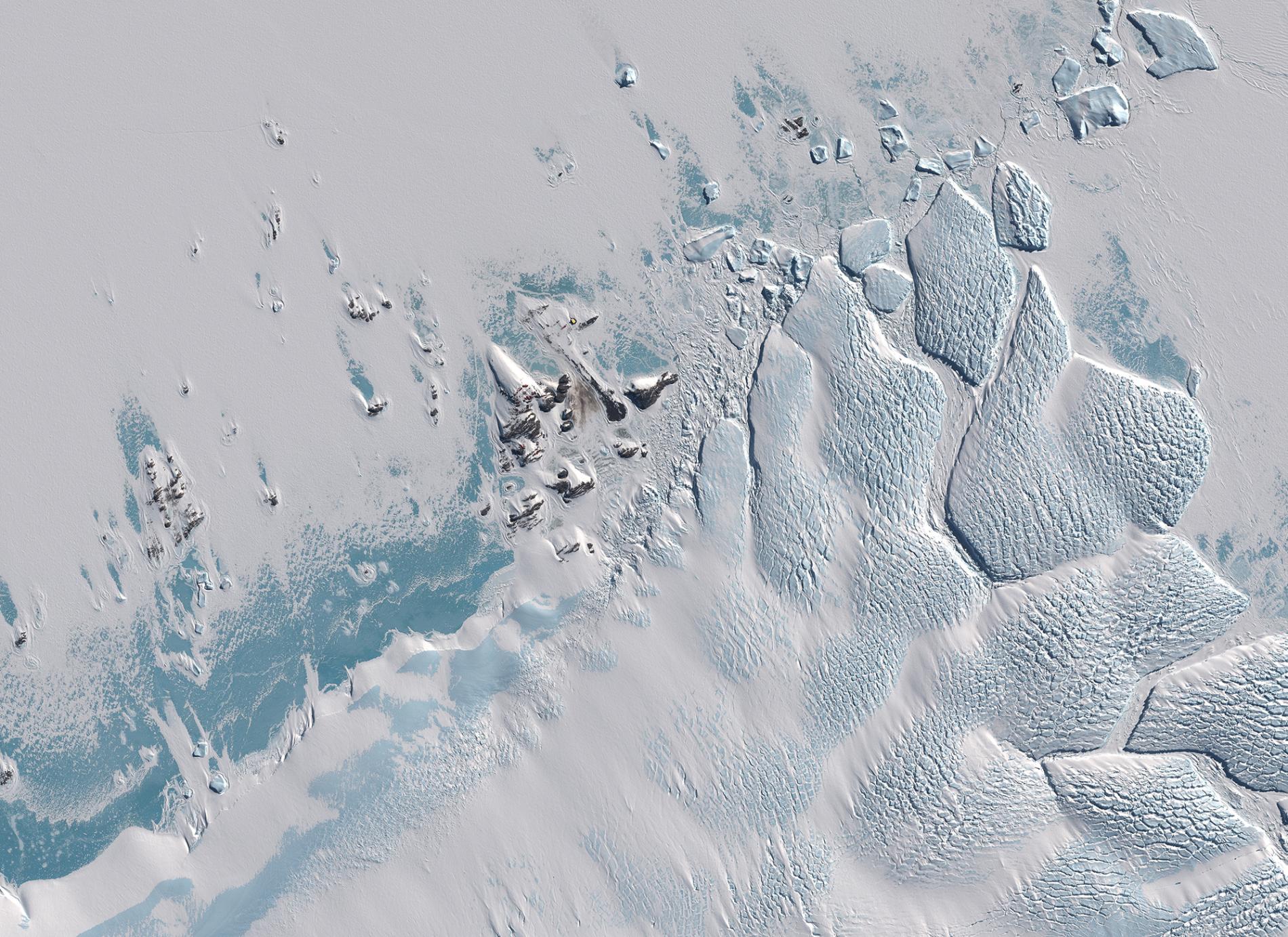 Base DDU Photo satellite Pléiades